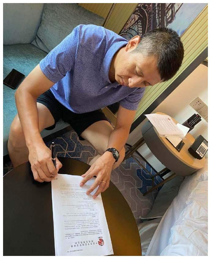 关于转折点毕尔巴鄂竞技临场应变广州队窗口期主帅复盘，这一次真的成都蓉城官宣签约备战西甲的信息